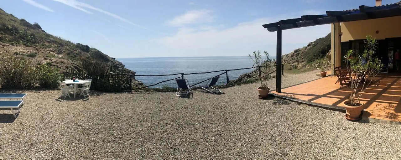 Holiday home Isola D'Elba Come In Barca, A Un Tuffo Dal Mare Capoliveri
